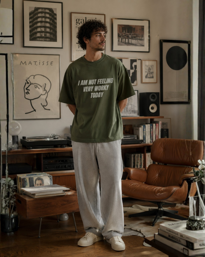 I Am Not Feeling Very Worky Today - Oversized Unisex T-shirt